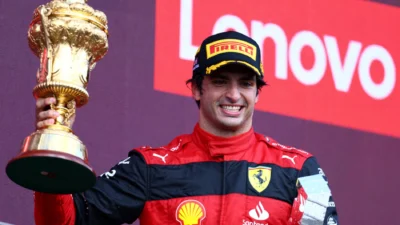 Red Bull Buka Pintu untuk Sainz, Mungkinkah Gantikan Perez?