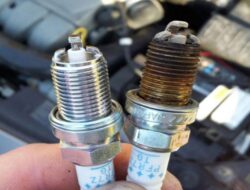 Efek Busi Lemah pada Motor: Gejala, Dampak, dan Cara Mengatasinya