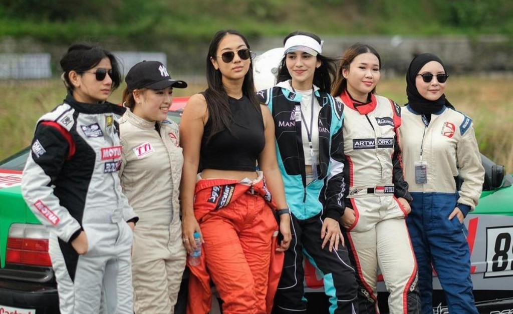 Pembalap Wanita Indonesia