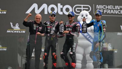 Aprilia Ukir Sejarah di MotoGP Prancis 2026 dengan Dominasi Podium Penuh