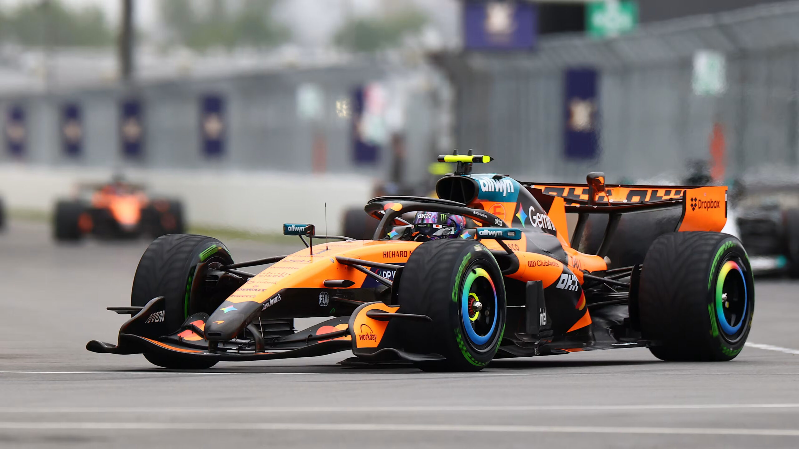 Ban Intermediate McLaren