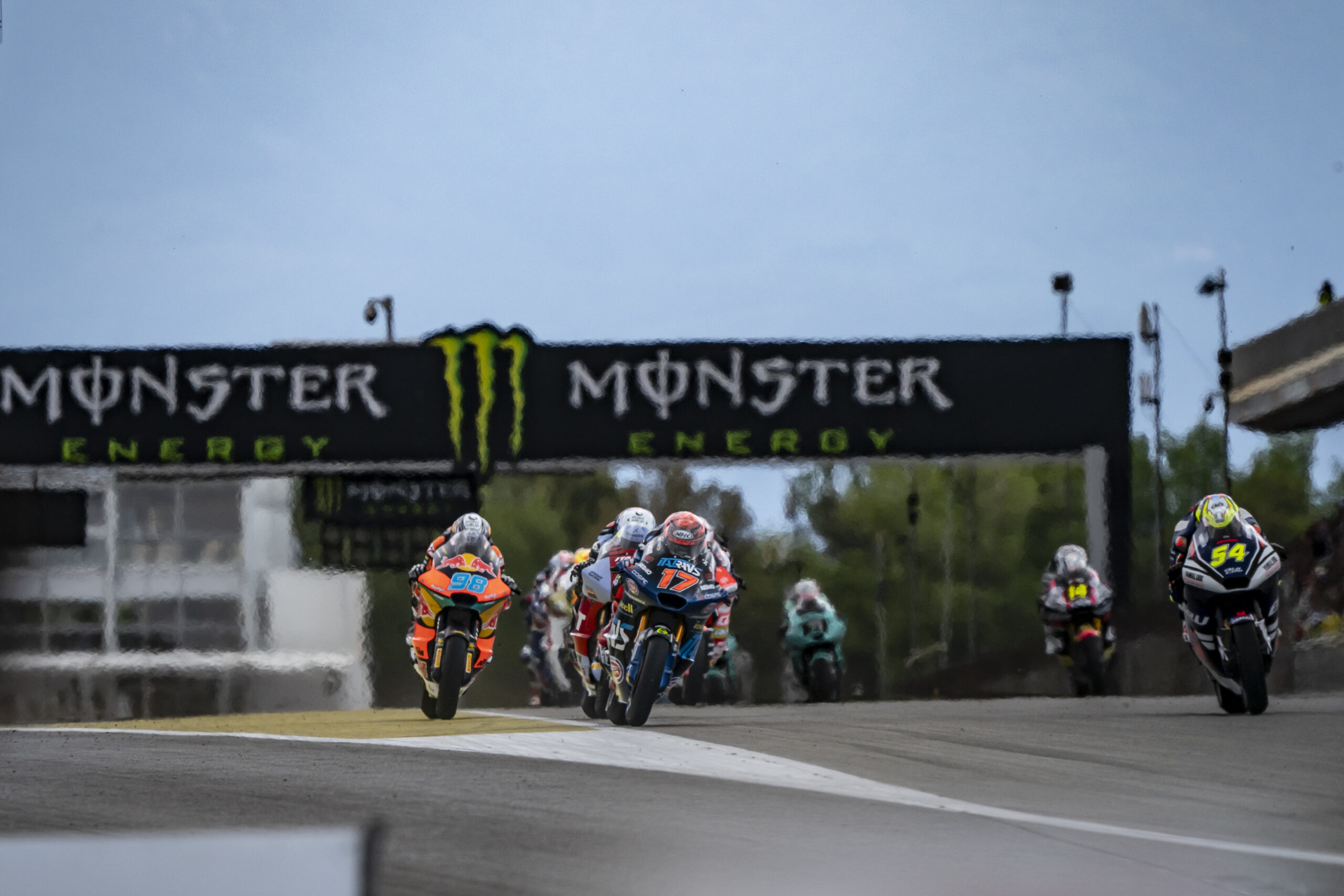 Daniel Muñoz Nyaris Finis Sepuluh Besar di Moto2 Catalunya 2026
