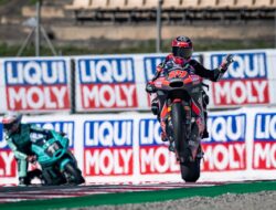 Hasil Moto2 Catalunya 2026: Manuel Gonzalez Juara, Vietti Kedua