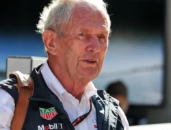 Helmut Marko Soroti Regulasi F1, Ibarat Sepak Bola dengan Bola Kotak