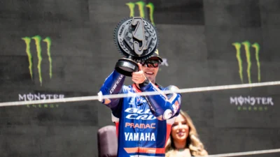 Izan Guevara Amankan Podium Ketiga Moto2 Catalunya 2026