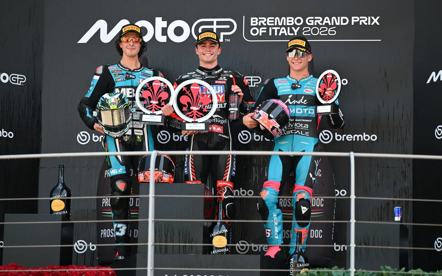 Manuel Gonzalez Pemenang Moto2 Italia 2026