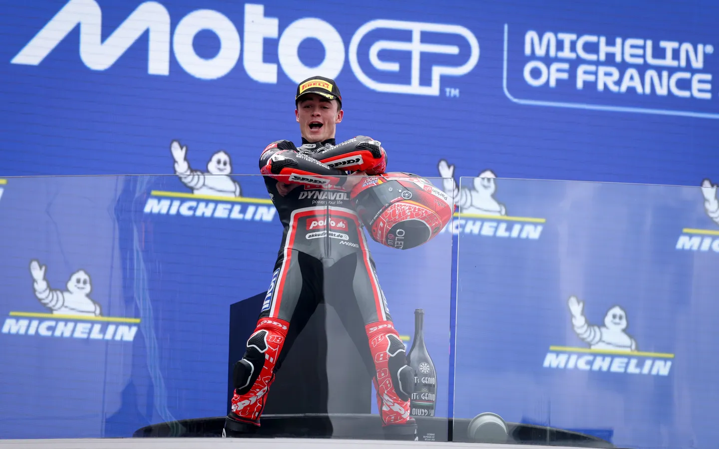 Manuel González Podium Kedua Moto2 Prancis 2026