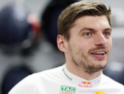 Max Verstappen Isyaratkan Bertahan di F1 2027 Usai Rencana Mesin Baru