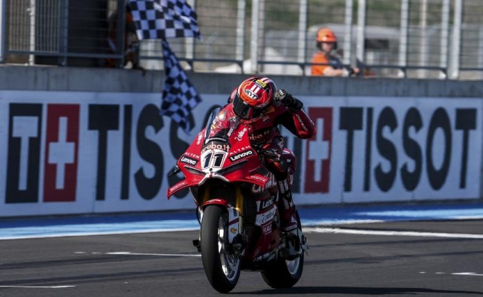 Nicolo Bulega Ukir Sejarah di WSBK Hungaria 2026
