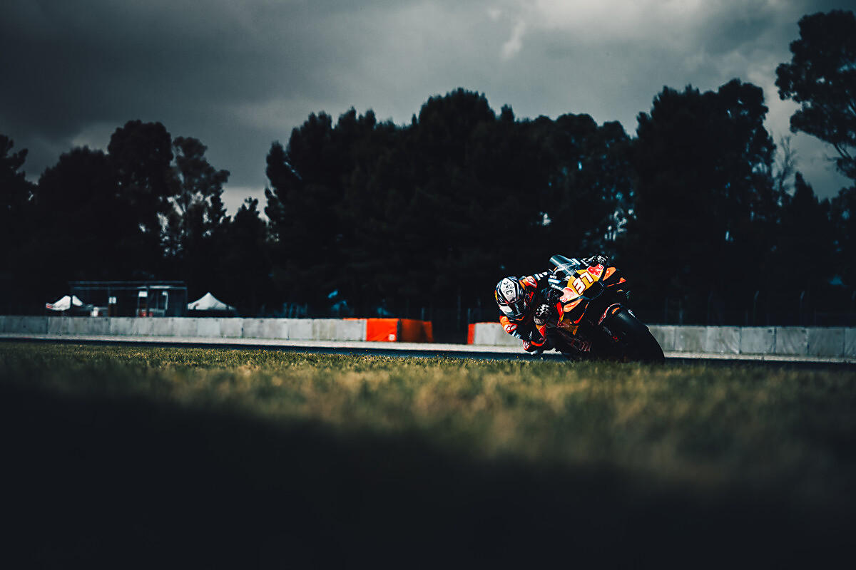 Red Bull KTM Kuasai Tes Barcelona