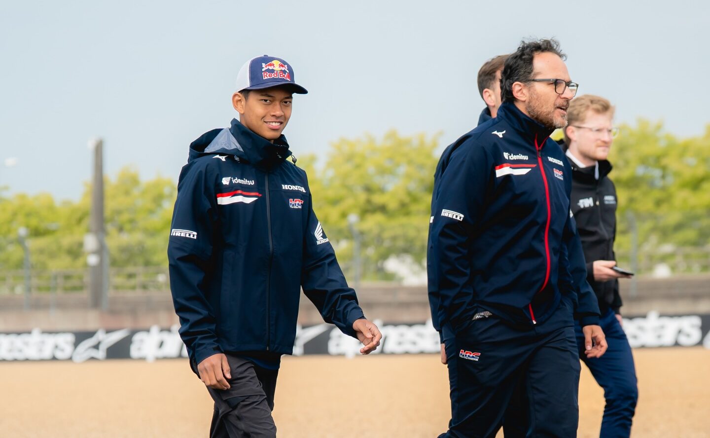 Veda Ega Pratama Bersama Pembalap Honda Team Asia Jalani Track Walk