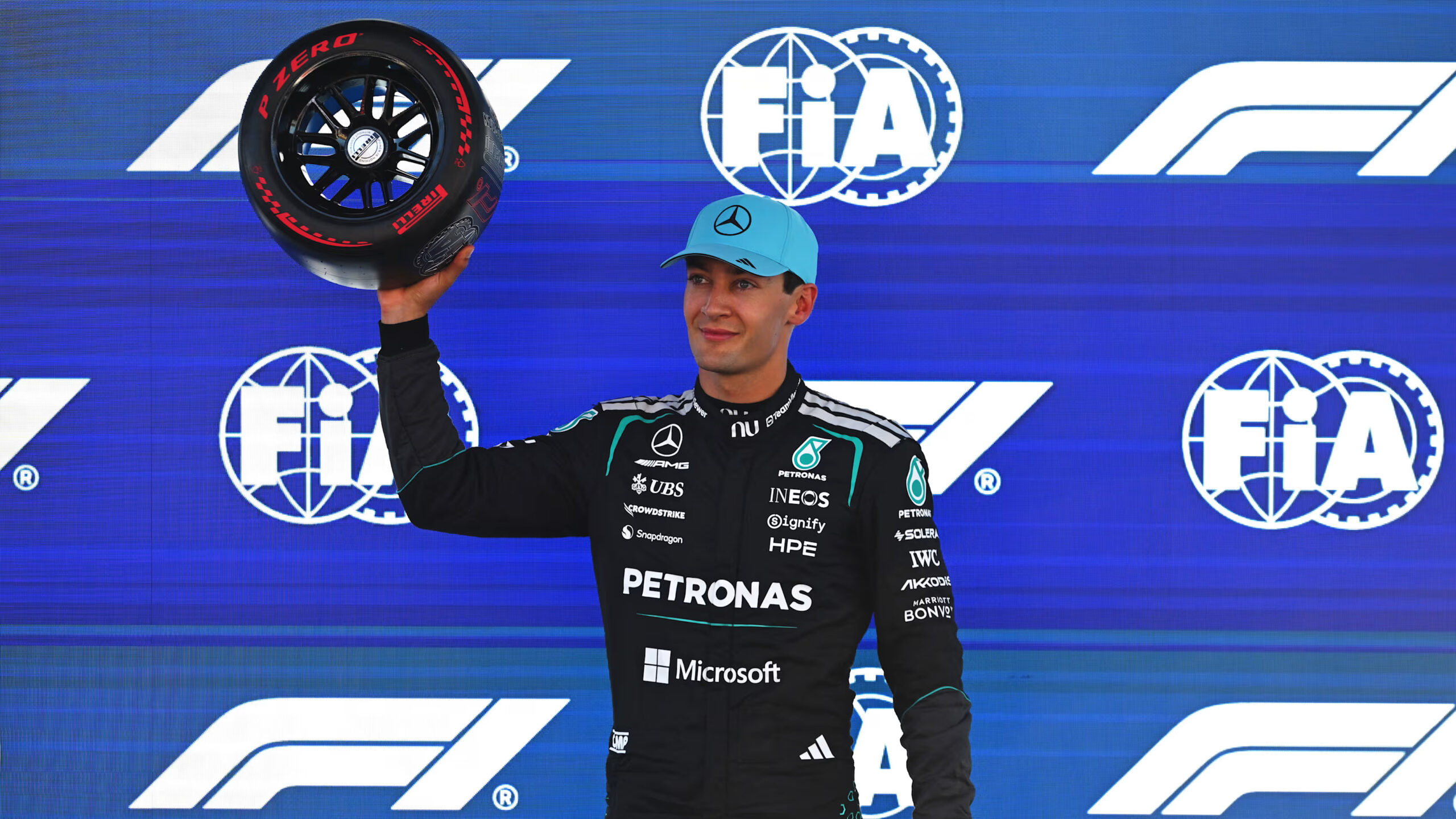 George Russell Raih Posisi Pole dan Bangkitkan Rasa Percaya Diri di GP Barcelona 2026