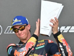 Pedro Acosta Gagal Raih Kemenangan Perdana di MotoGP Hungaria 2026, Finis Kedua di Bawah Marc Marquez