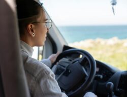 Standar Keamanan Mobil Dinilai Belum Ramah Perempuan, Risiko Cedera Lebih Tinggi